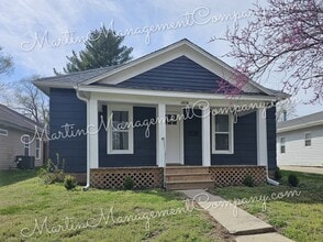 Building Photo - 1418 S Sneed Ave