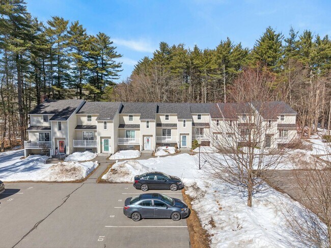 Foto del edificio - 9 Pine Meadows Dr