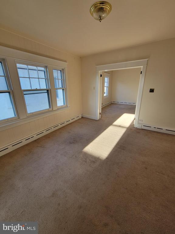 Foto del edificio - 317 Brower Ave