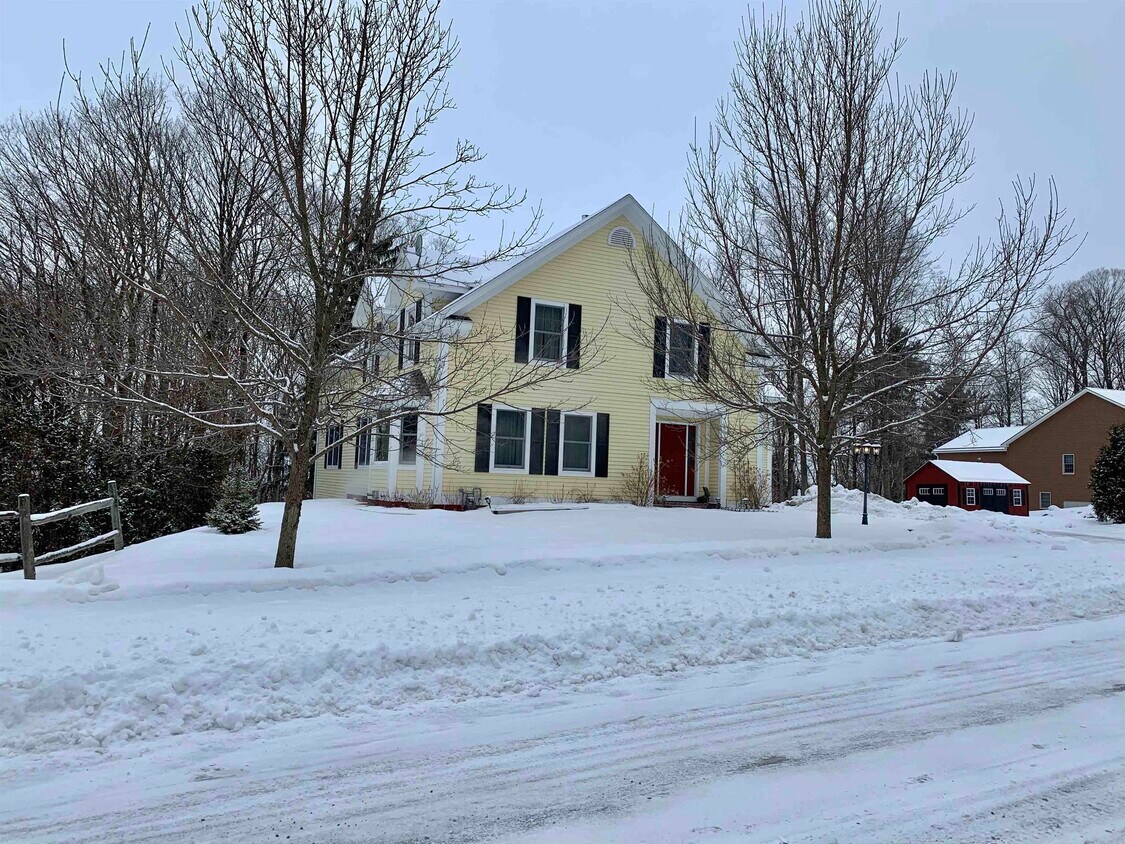 1 Governor Smith Dr, Saint Albans City, VT 05478 House Rental in