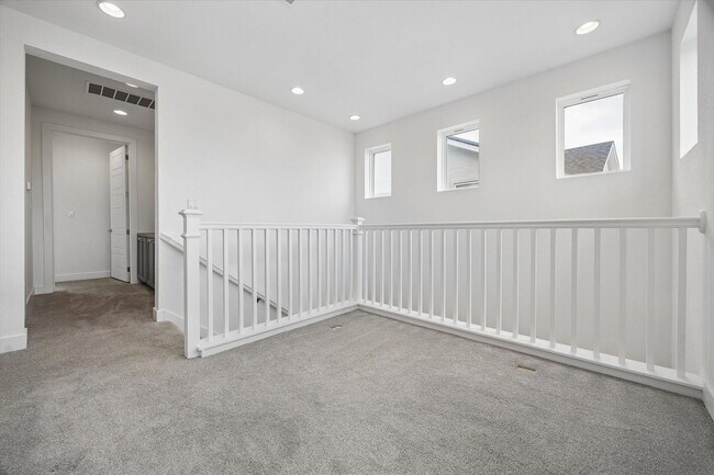 Foto del edificio - 1021 Chapote Ter