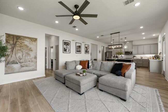 Foto del edificio - 9925 Bridlewood Ln