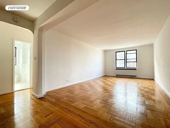 Building Photo - 108/50 71st Ave