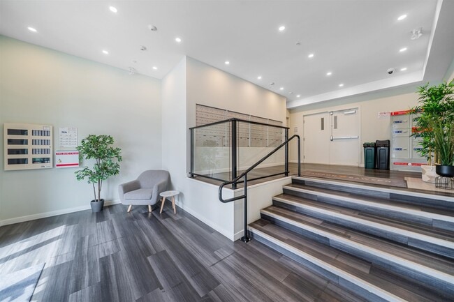 Building Photo - 413-13623 81A Av