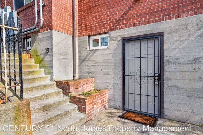 Building Photo - 3 br, 1 bath House - 3506 Rockefeller Ave