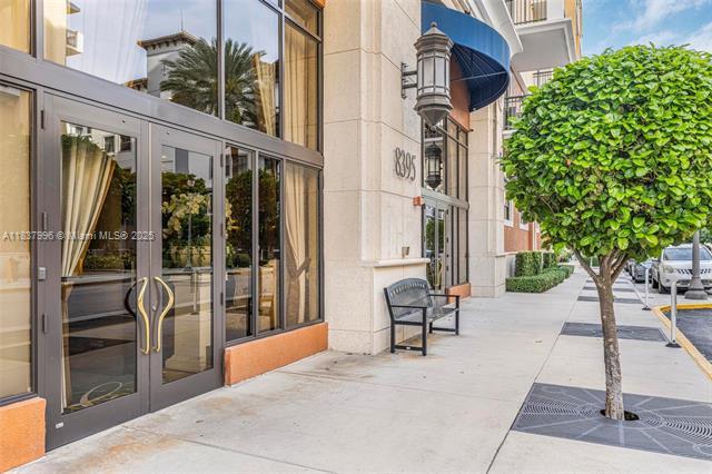 Foto del edificio - 8395 SW 73rd Ave