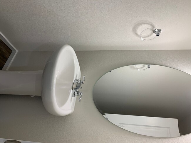 Building Photo - Brand New Home in Brand New Community! Gre...