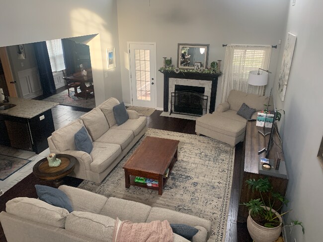 Building Photo - 1115 Terraceside Cir