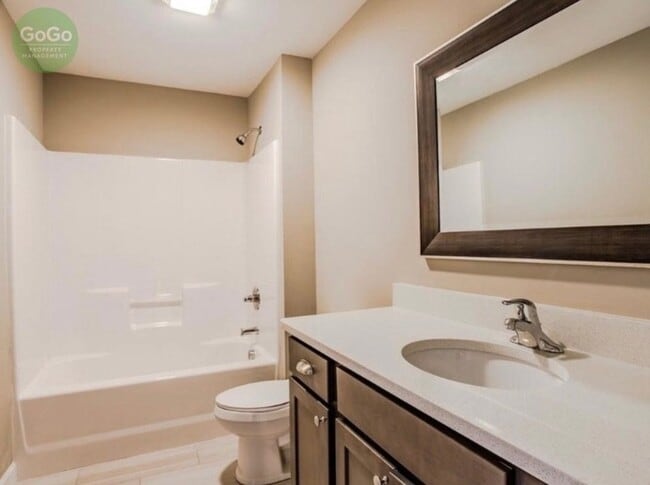 Building Photo - 306 W College St