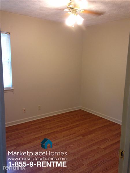 Building Photo - 110 Ridgewood Dr