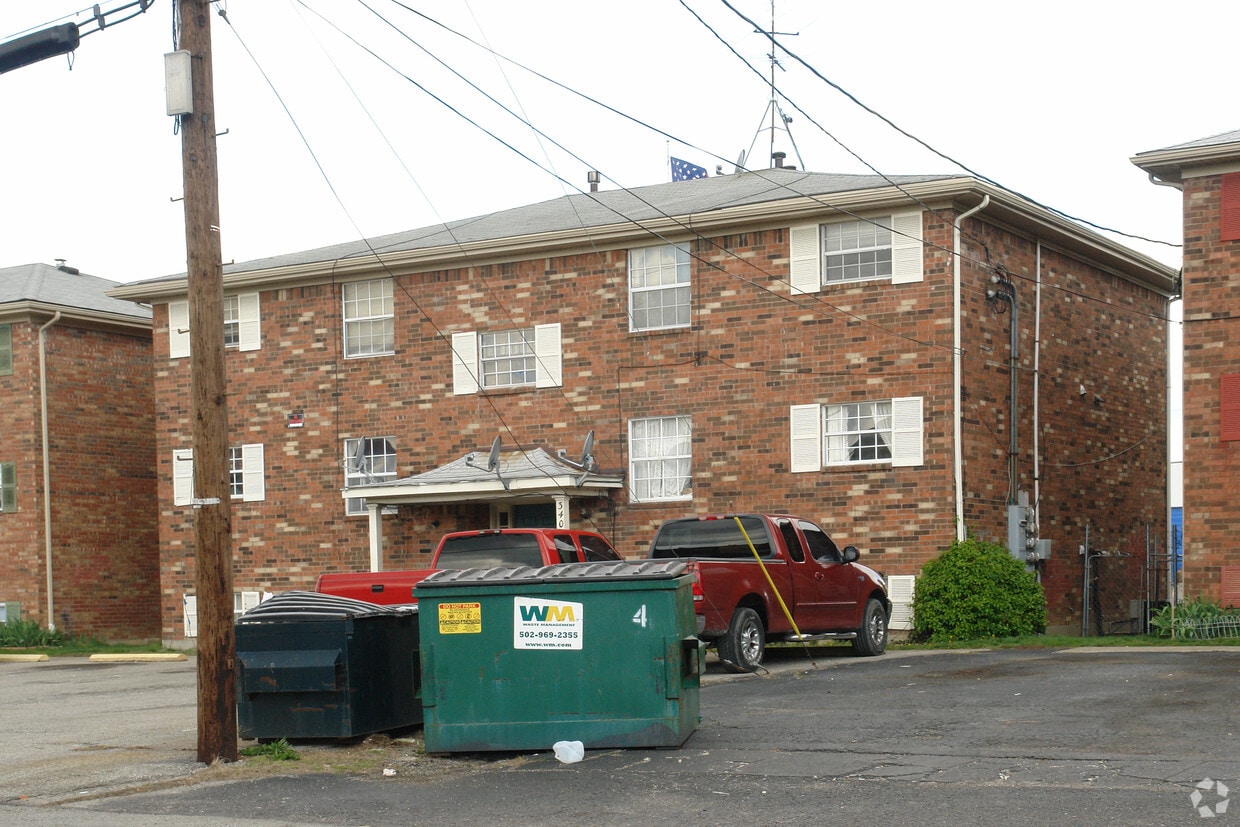Building Photo - 3405 Prestwood Dr