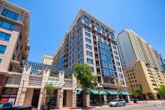 Building Photo - 530 K St