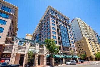 Building Photo - 530 K St