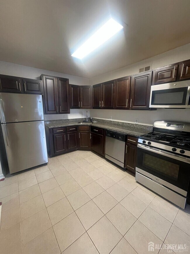 Foto del edificio - 1503 Plymouth Rd