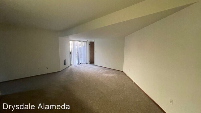 Building Photo - 2 br, 2 bath House - 1900 Mountain Bouleva...