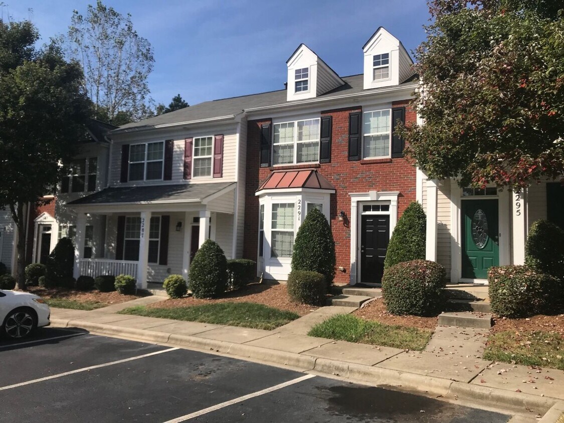 Primary Photo - Come view this beautiful 2 Bedroom, 2.5 Bath townhome, located in the Olde Whitehall