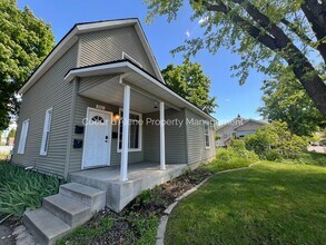 Building Photo - 311 E Foster Ave