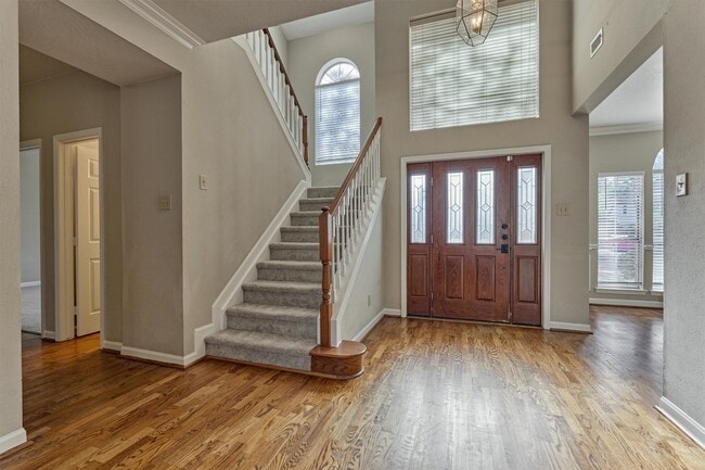 Building Photo - 15 W Stony End Pl