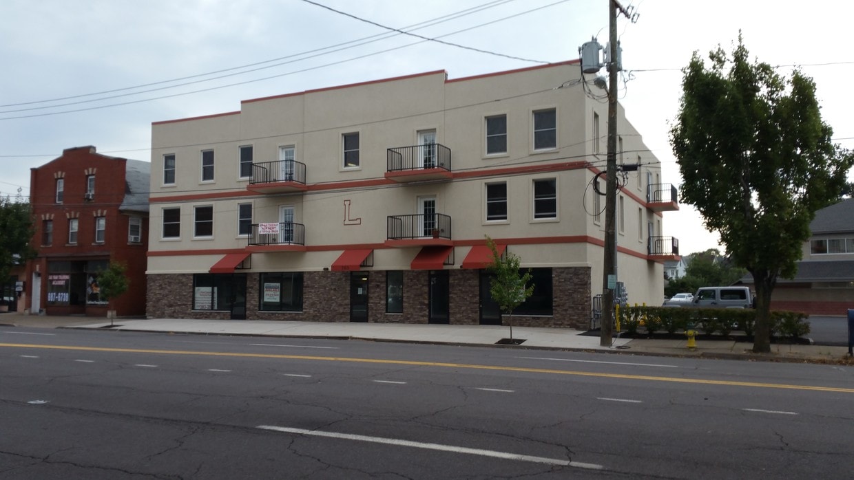 The L Building - 783 Wyoming Ave