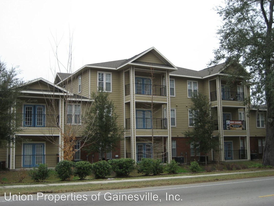 Primary Photo - 2 br, 2 bath Apartment - 3443 SW 24th Street