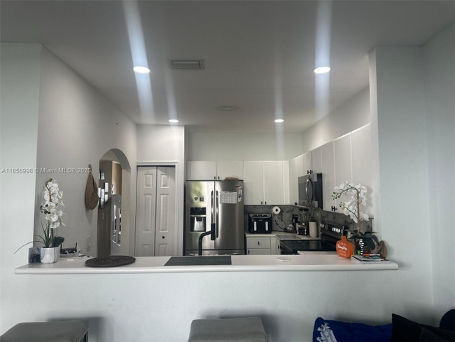 Building Photo - 4226 SW 156th Ave