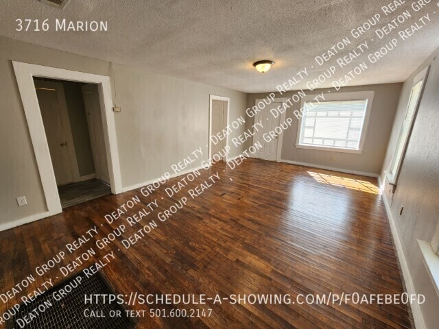 Building Photo - 3716 Marion-