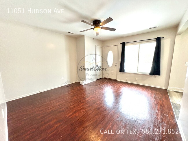 Foto del edificio - 11051 Hudson Ave