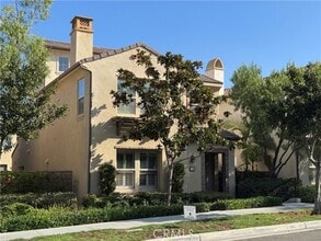 Building Photo - 59 Pathway