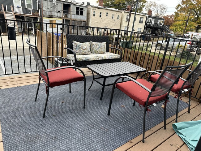 Building Photo - 217 20th St NE