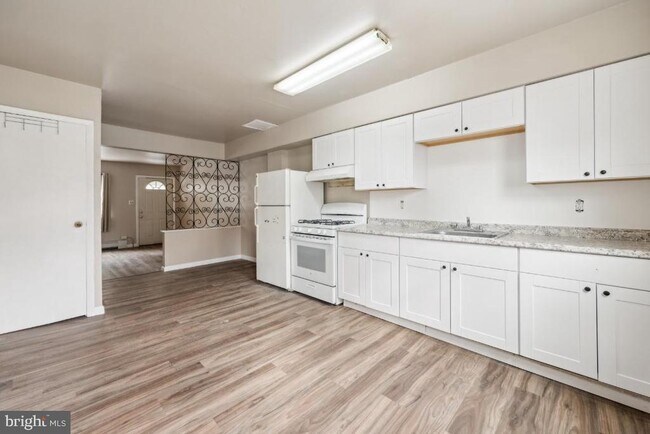 Foto del edificio - 338 Ridgeway St