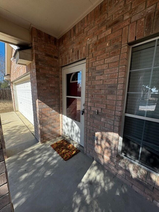 Foto del edificio - Spacious Updated One-Story Home in Northwest San Antonio