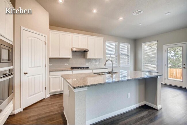 Building Photo - 508 Gabrielle Anne Dr