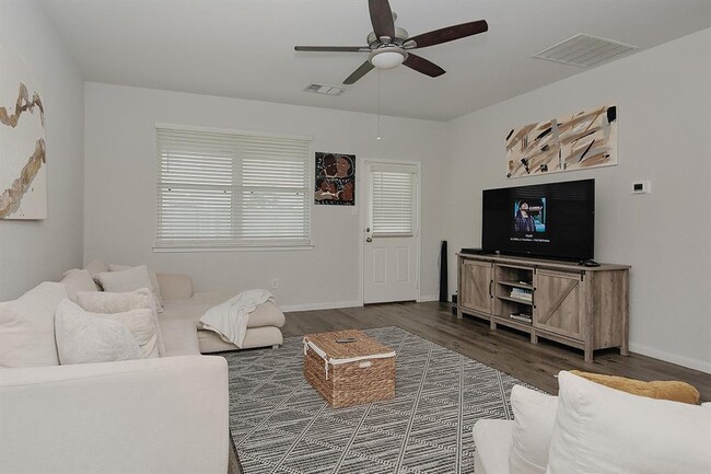 Building Photo - 23655 Goodfellow Dr