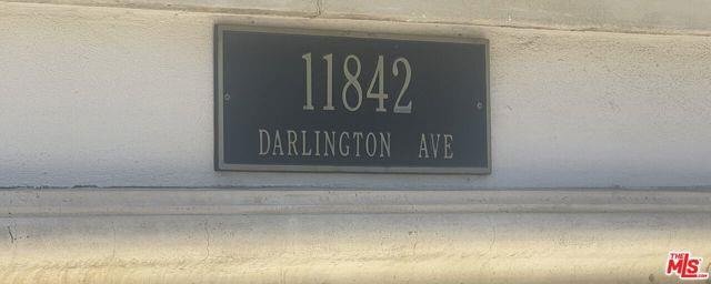 Building Photo - 11842 Darlington Ave