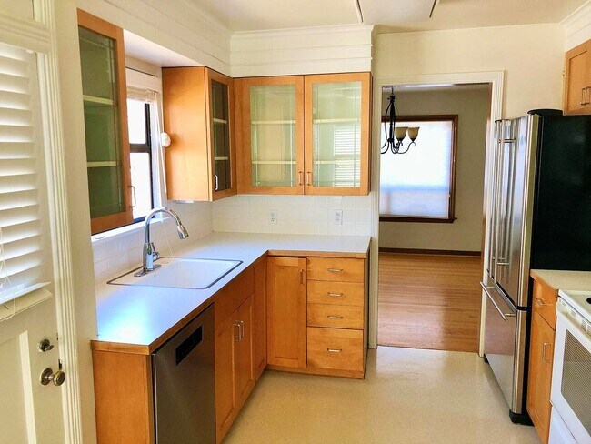 Foto del edificio - 1107 N 49th St