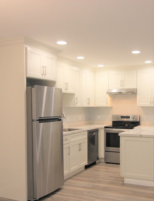 Primary Photo - 321 Chestnut St