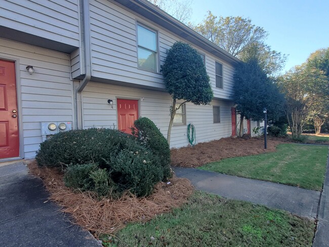 Photo - 1775 S Milledge Ave Townhome