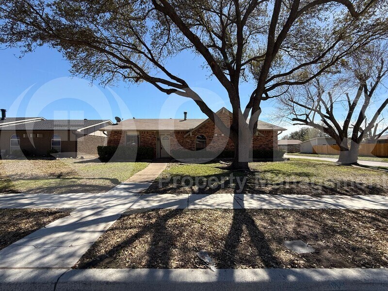 Foto principal - 5101 Bartlett Dr