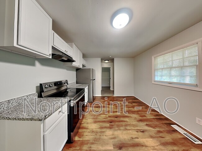 Building Photo - 4484 Bonnie Glen Ct