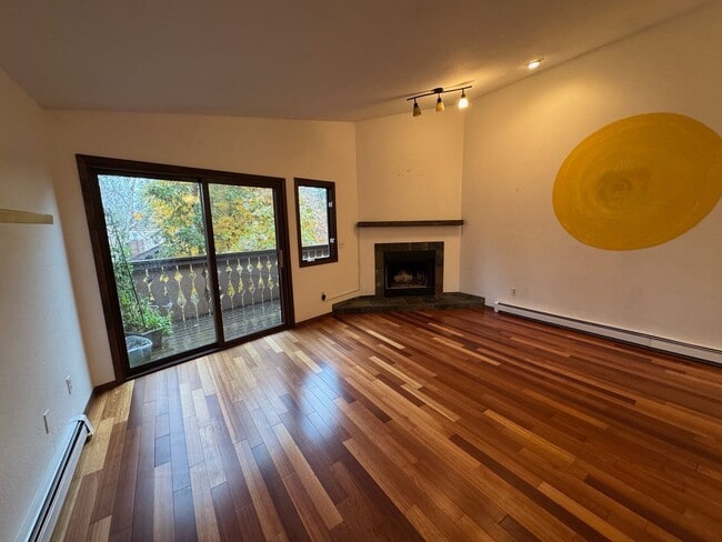 Photo - 2 Bedroom Close to U-Med District Apartment