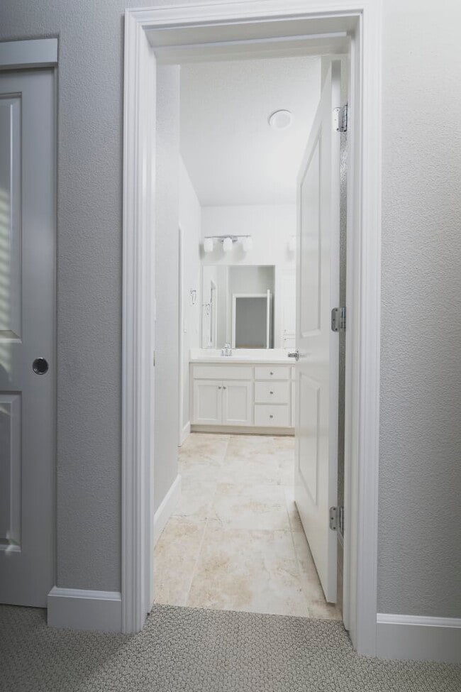 Building Photo - 3012 Canvas Way