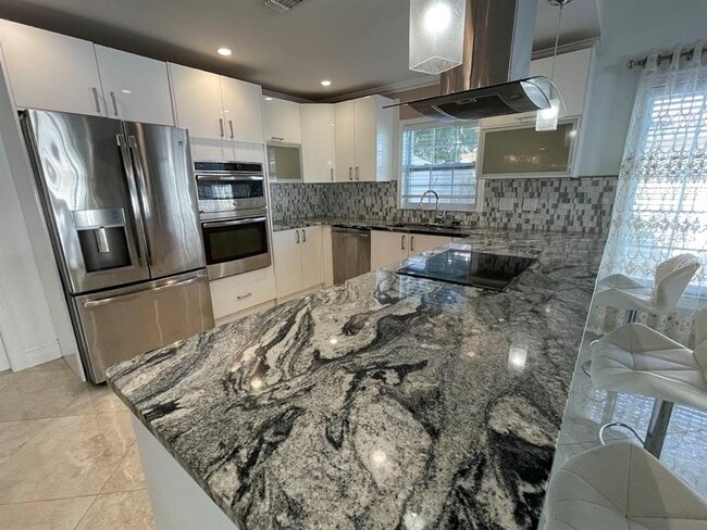 Foto del edificio - 3268 Buckhorn Dr