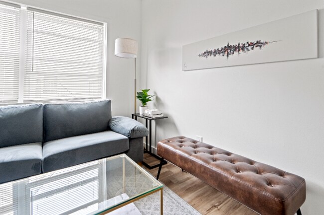 Building Photo - 1622 Union Turnpike