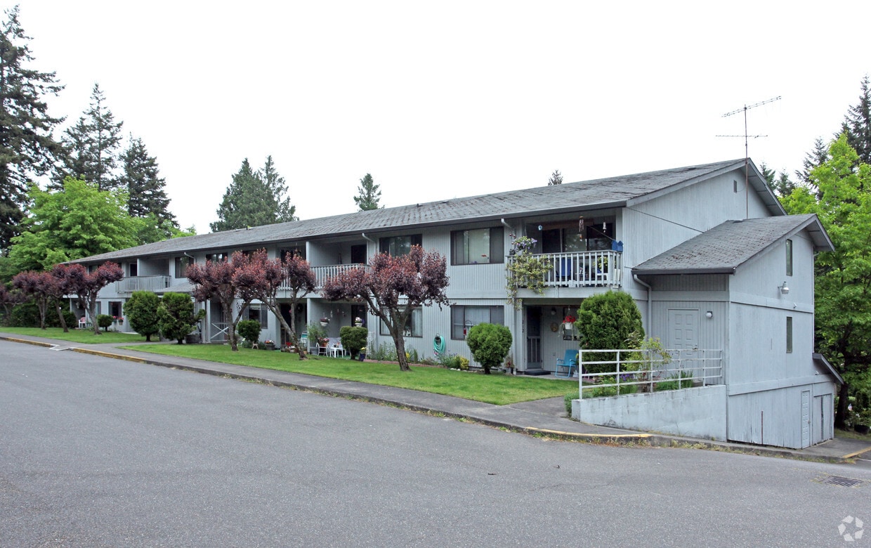 Colvos Terrace Apartments in Gig Harbor, WA