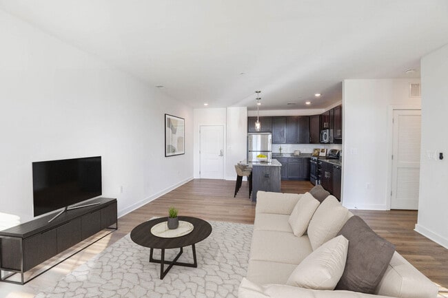 Building Photo - Avanti Luxury Apartments