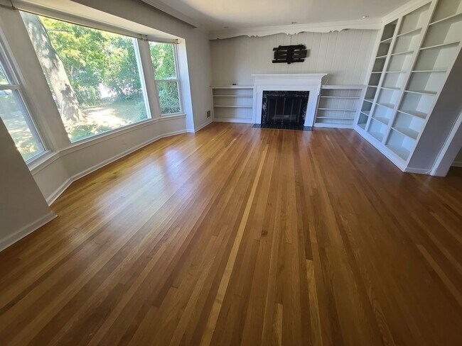 Foto del edificio - Scarsdale Rental Fully Updated 4 bedroom p...