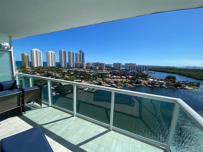 Foto del edificio - 400 Sunny Isles Blvd