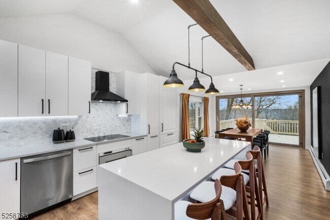 Foto del edificio - 55 Wildwood Shores Dr