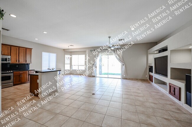 Foto del edificio - 4240 E Molly Ln