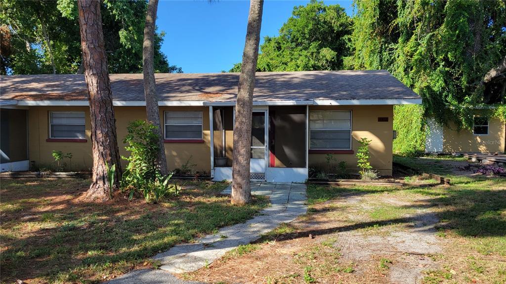 Foto principal - 4462 17th St W